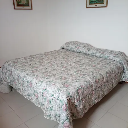 La Finestra Sul Mare Piano 2 *